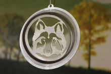 Load image into Gallery viewer, 4&quot; Wolf Head Wind Spinner
